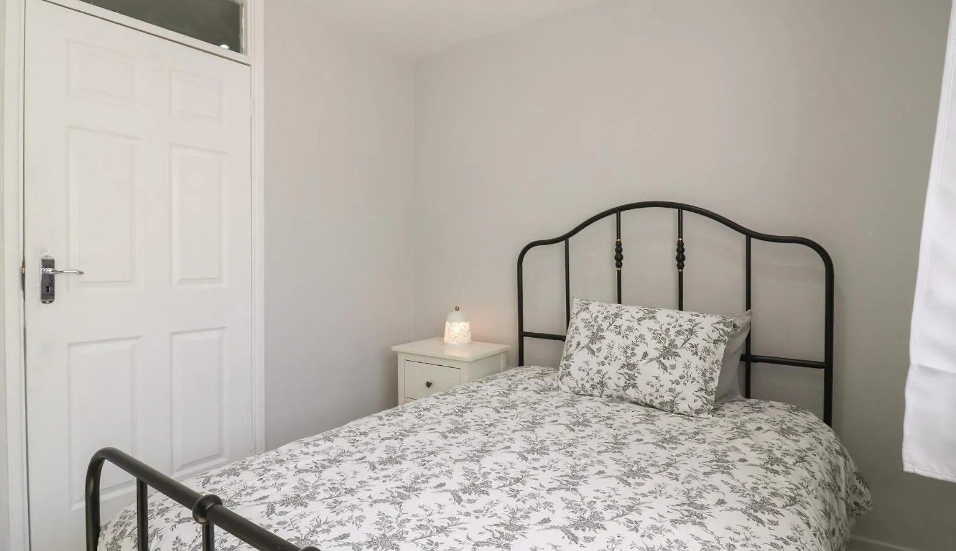 The Alex Villa London Holiday home